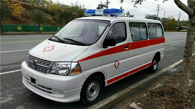 石渠县丰田海狮救护车